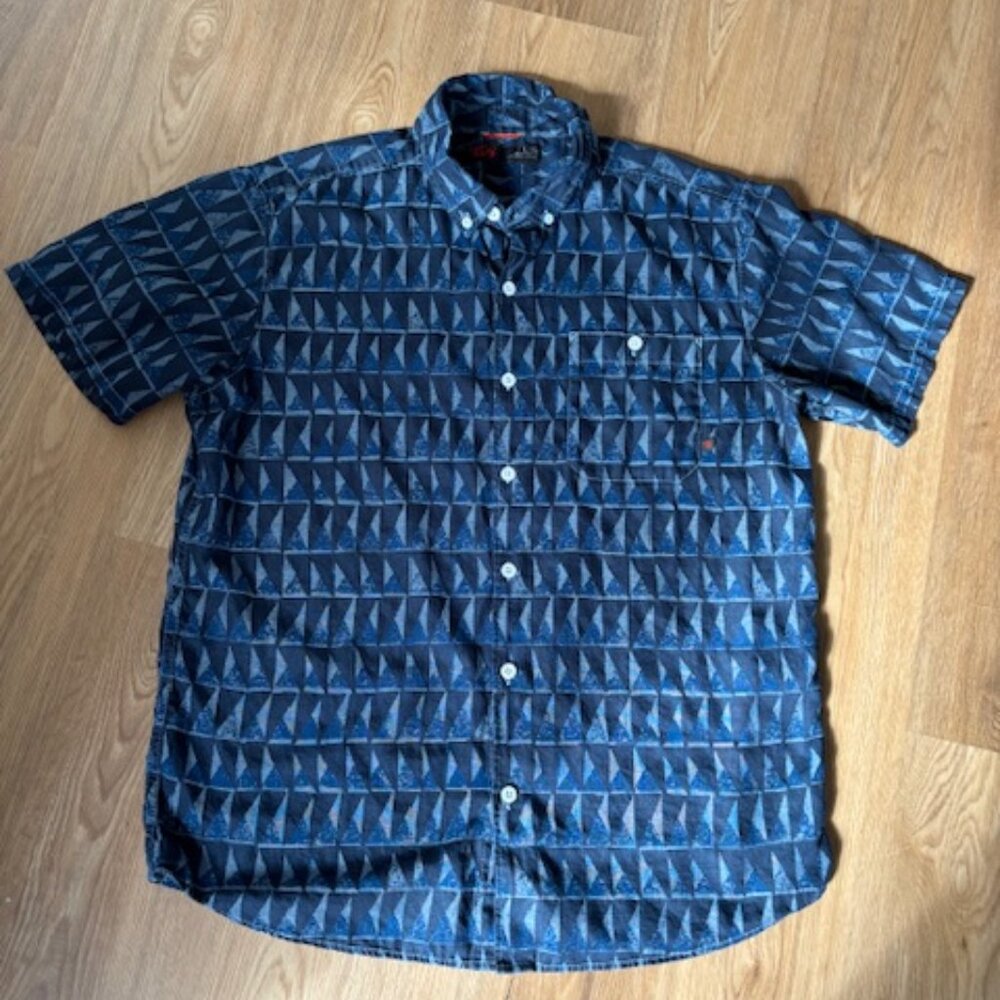 Mountain Hardwear Mens Blue Short Sleeve Button Up Shirt EUC Large